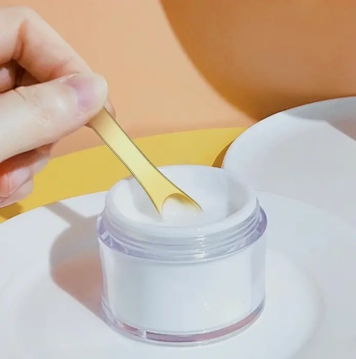 Small Metal Makeup Spatula for Beauty