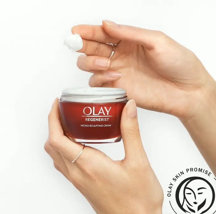 Olay's Anti-Aging Facial Care Duo