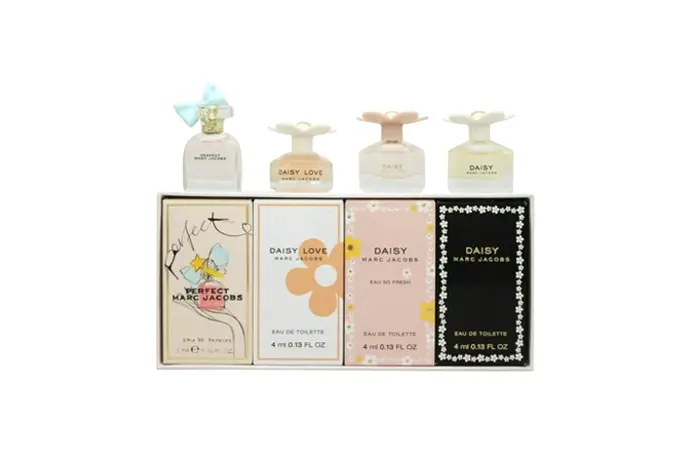 M. Jacobs 4-Piece Mini Present for Women, 0.55oz